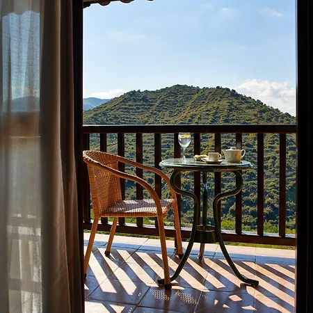 Hotel De 4*