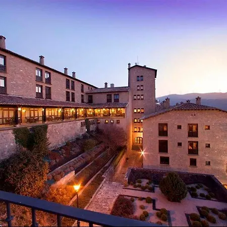 索斯德尔雷卡托利科帕拉朵酒店 索斯-德尔雷卡托利科